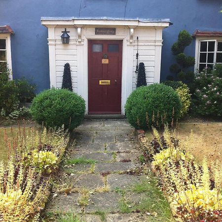 Hotel Bonningtons Stansted Self Catering Stansted Mountfitchet Esterno foto